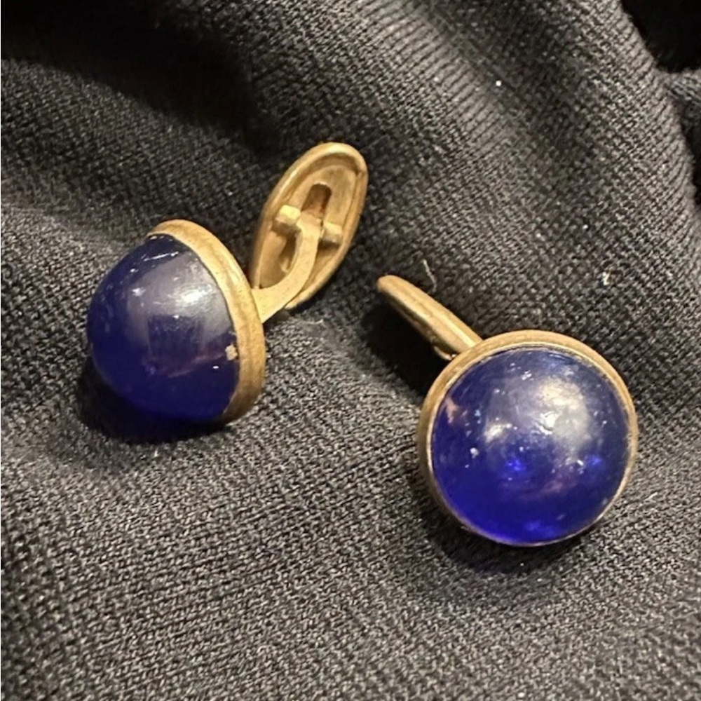 Vintage Source Unknown Deep Blue and Gold Cuff Links